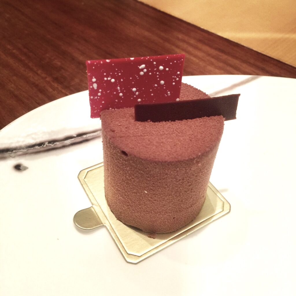 Afoodnotes The Mandarin Cake Shop 東方文華酒店 Raspberry Chocolate