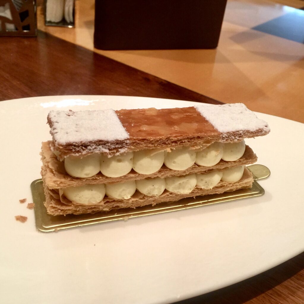 Afoodnotes The Mandarin Cake Shop 東方文華酒店 Napoleon Cake
