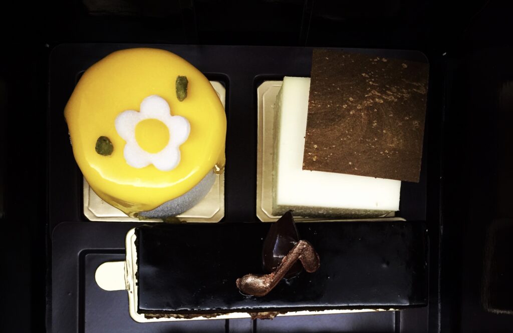 Afoodnotes The Mandarin Cake Shop 東方文華酒店